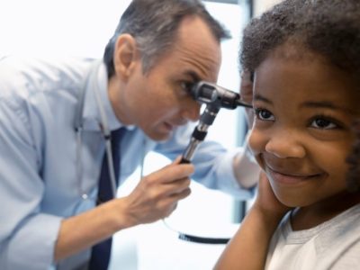 kid getting ear checkup